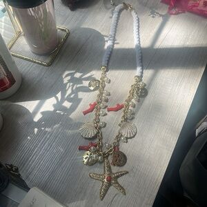 Lilly Pulitzer Gold and “Chowdah” Deep Coral Starfish Necklace